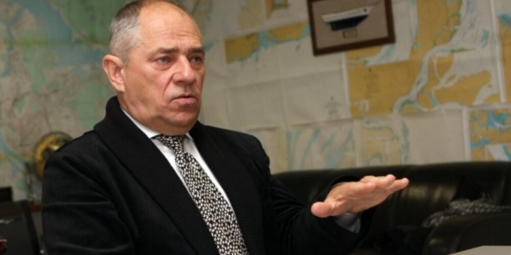 Экс-премьер Гайлис: инвесторам мешают бюрократы