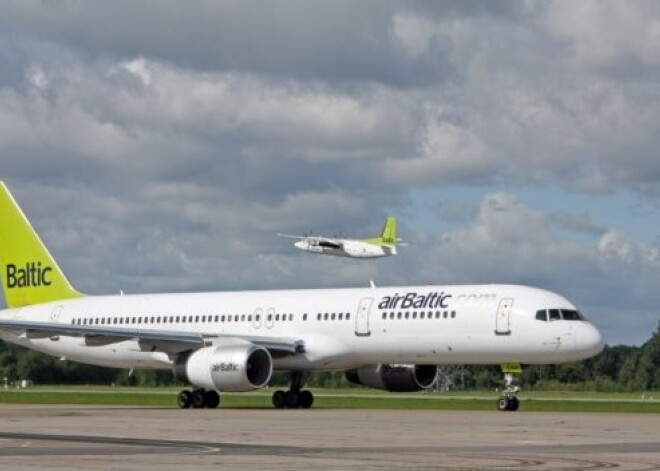 "airBaltic" lidmašīnai problēmas ar dzinēju; Rīgas lidostā trauksme