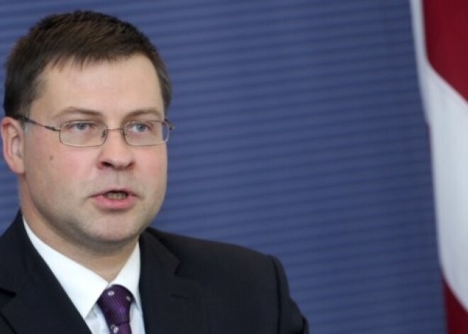 Dombrovskis: Latvijai gulēt uz veiksmes stāsta lauriem ir bīstami