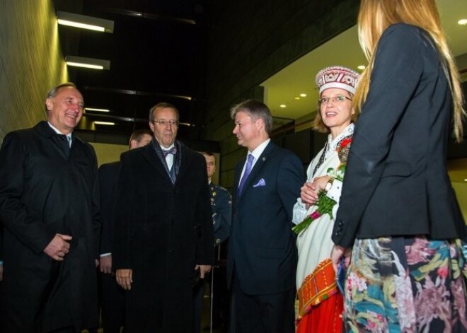 Latvijas vēstniecībās ārvalstīs svin valsts svētkus. FOTO