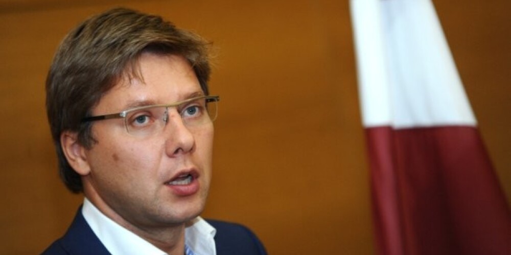 Ušakovs: Latvijas karodziņa dedzinātājam tiek pievērsts par daudz uzmanības