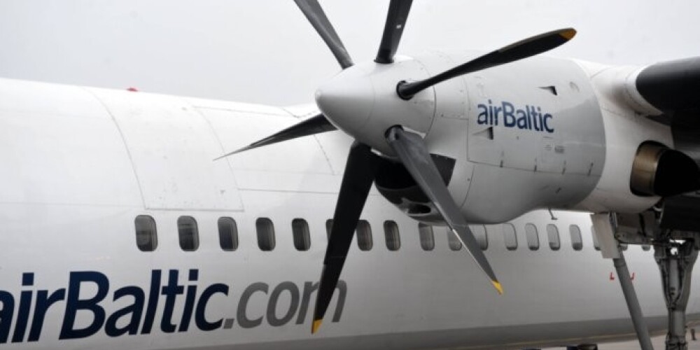 В обзоре отмечается, что безусловный лидер отрасли авиаперевозок  airBaltic  с января по июнь на 50% увеличил показатели прибыли