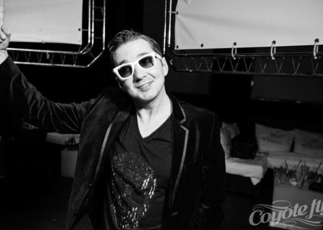 „Musiqq” prezentē jauno dziesmu klubā „Coyote Fly”