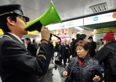 Из некоторых областей на побережье проводится эвакуация жителей