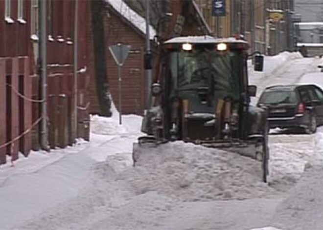 Ielu uzturēšanas darbi ziemas periodā Rīgā. VIDEO