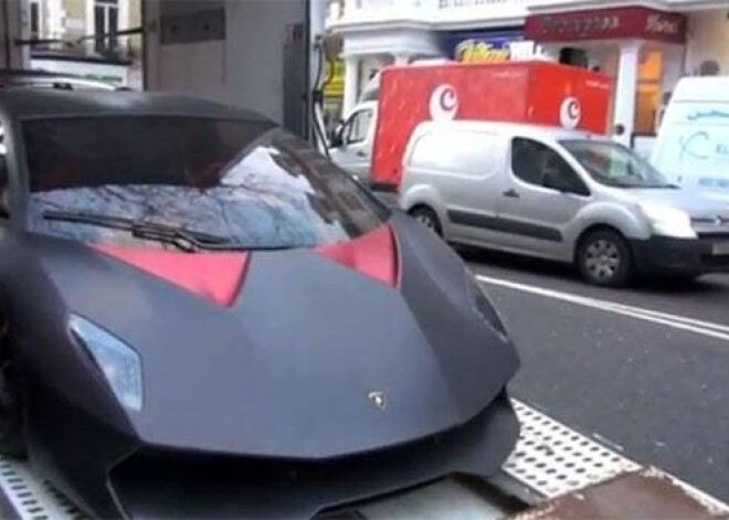 Lamborghini Sesto Elemento Londonā