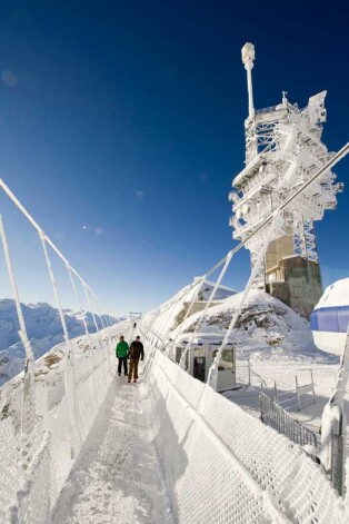 Строительство Titlis Cliff Walk заняло всего пять месяцев. Стоимость работ составила один миллион фунтов