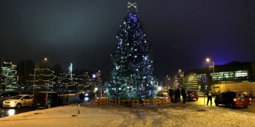 Рижанам будет предложена культурная программа с выступлениями музыкантов, диджеев и танцоров и праздничным салютом