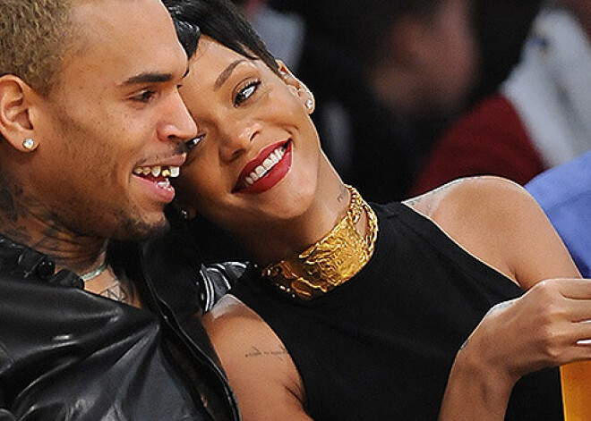 Рианна и избивший ее Крис Браун счастливы вместе