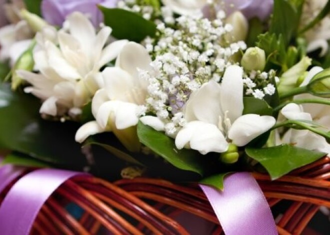 Kuros datumos 2013. gadā labāk precēties?