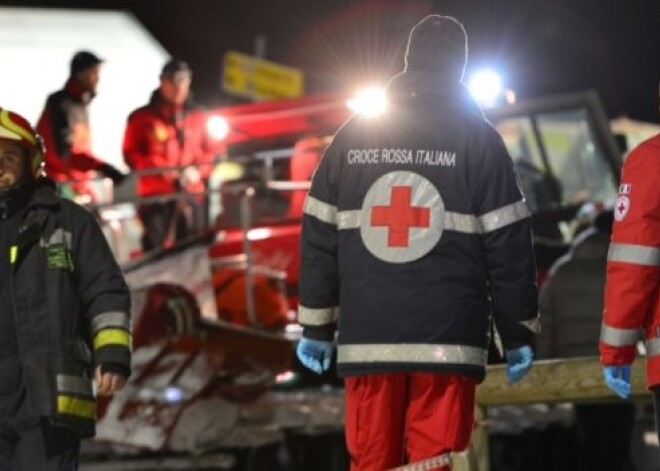 Traģiska avārija Alpos; bojā gājuši seši tūristi no Krievijas. FOTO