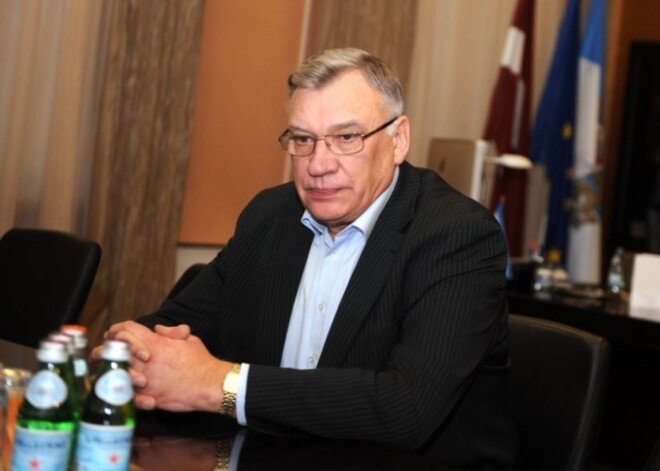 Скандал с ремонтом дорог: уволен начальник АО «Целю парвалде»