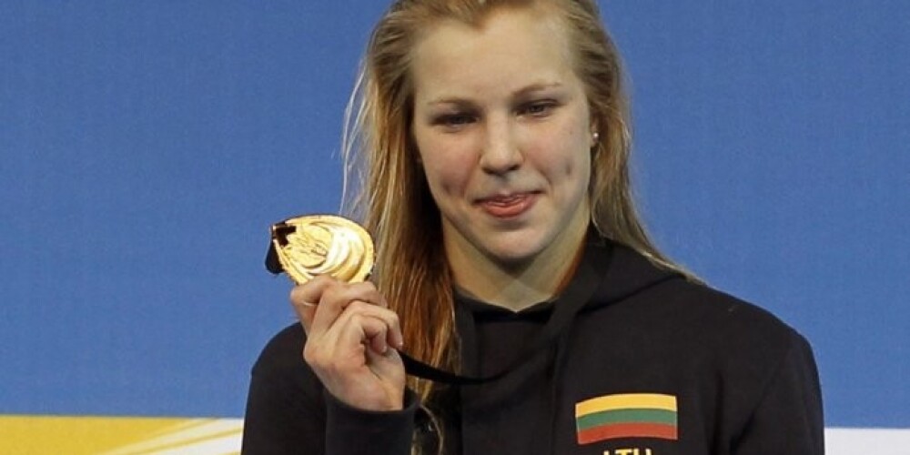 Par Lietuvas gada labāko sportisti atzīta 15 gadu vecā peldētāja Meilutīte
