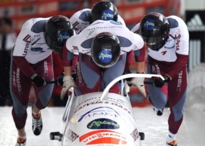 Melbārža bobsleja četriniekam 5. vieta Pasaules kausa sacensībās