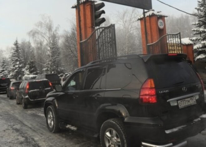 Maskavā apglabāts nošautais mafijas boss Opītis Hasans. FOTO. VIDEO