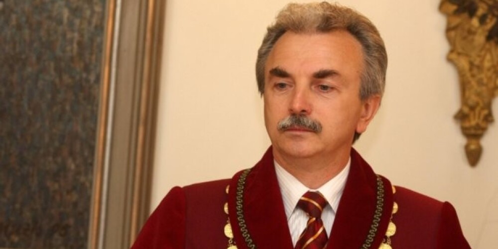 Кутрис после избрания заявил журналистам, что оно не стало для него неожиданностью