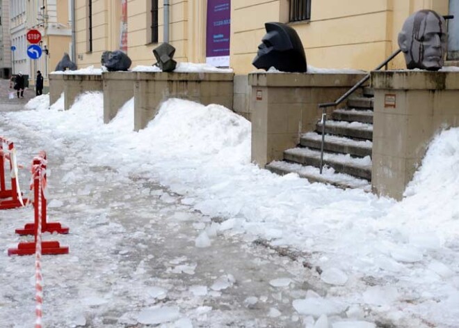 Rīgas domes vadība uzdod mobilizēt visu pašvaldības dienestu darbu