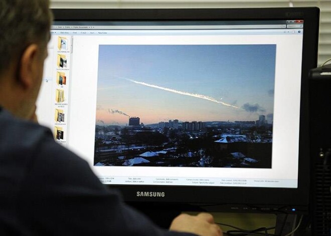 Šoks un panika Čeļabinskā pēc meteorīta sprādziena