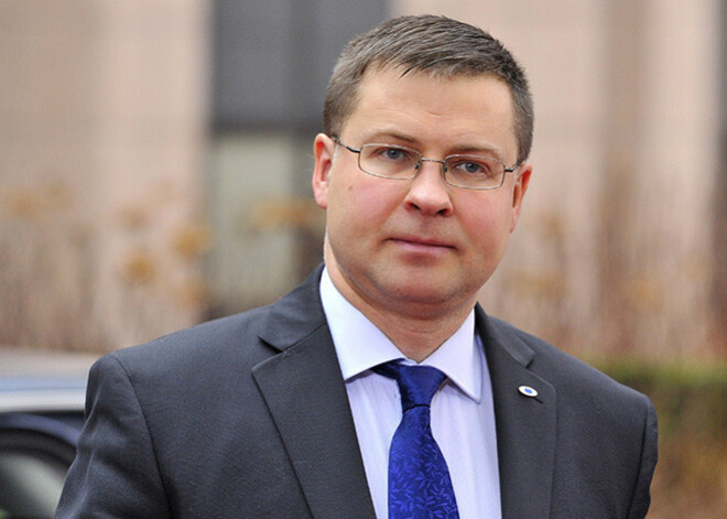 Dombrovskis uzrunājis vairākus satiksmes ministra amata kandidātus; vārdus neatklāj