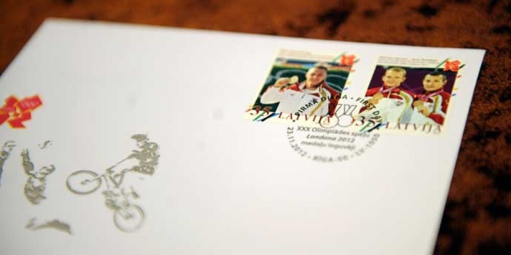 Stendē atklāta Latvijas pastmarku zīmētāja Ģirta Grīvas izstāde. VIDEO