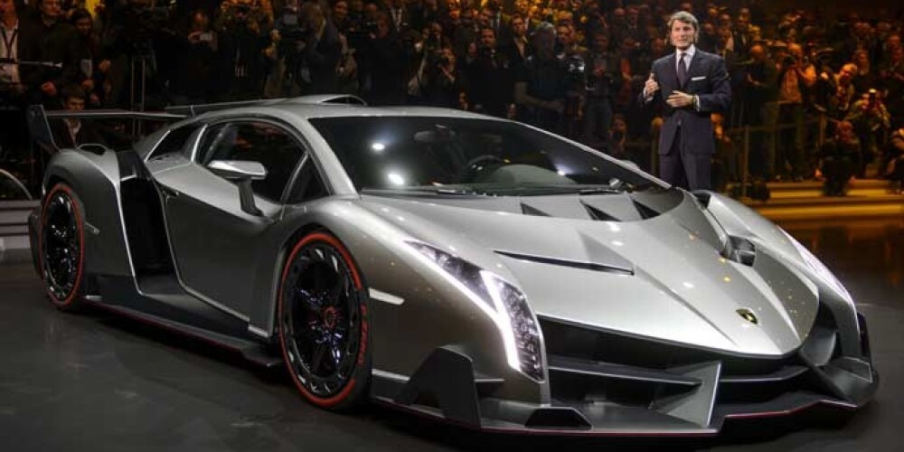 Гиперкар Lamborghini Veneno построен в честь 50-летия бренда