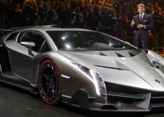 Гиперкар Lamborghini Veneno построен в честь 50-летия бренда