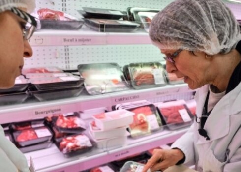 Апинис подчеркнул, что конина с точки зрения здоровья гораздо лучше мяса птицы, говядины и свинины, но предпочтение должно отдаваться мясу латвийского происхождения