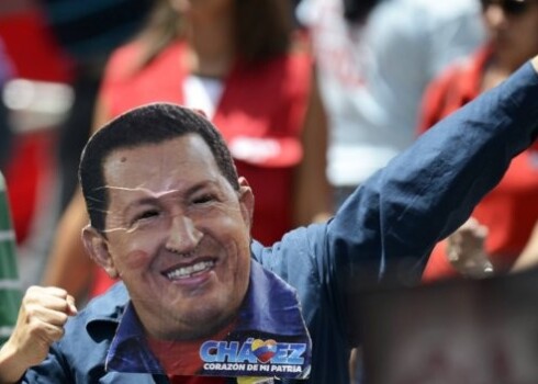 Власти Венесуэлы пытаются доказать, что Чавес хотя и тяжело болен, но дееспособен. Оппозиция требует это доказать