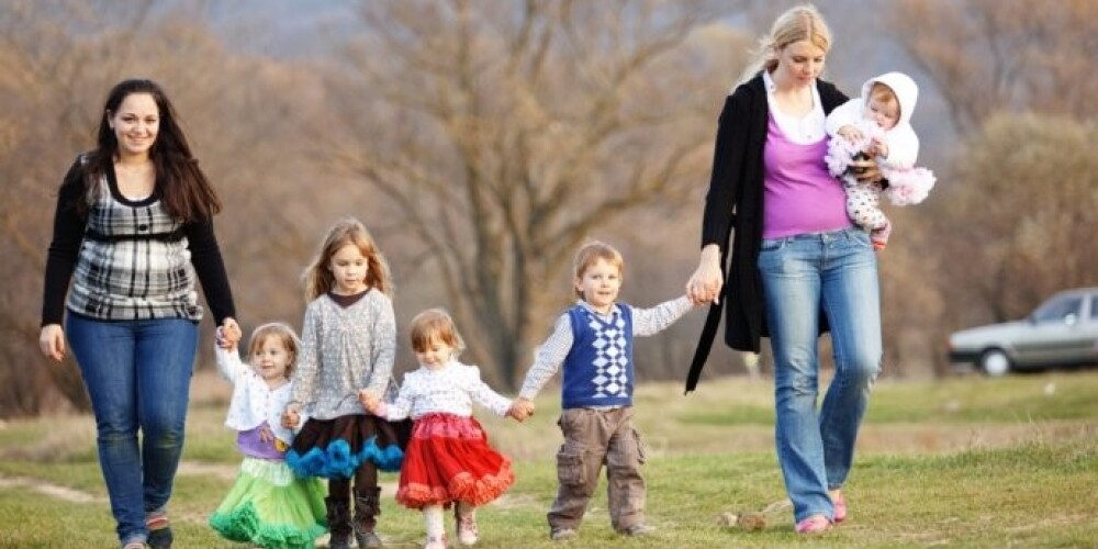 Latvijas realitāte: māmiņas pēc šķiršanās neļauj bērniem tikties ar tēvu