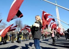 В этом году заявки на проведение шествий и собраний 16 марта подали четыре организации - "Даугавас ванаги", "Центр Густава Целминьша", "Объединение против нацизма" и молодежная организация "Поиграем!"