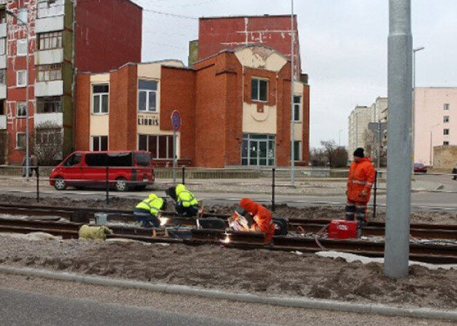 Liepājā atsāk jaunā tramvaja līnijas būvi Mirdzas Ķempes ielā