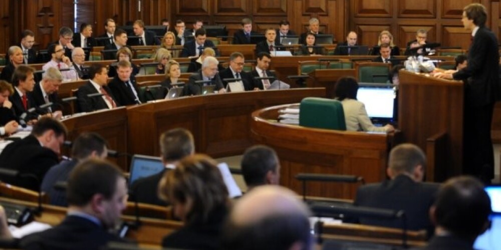 Parlamenta ārkārtas sēdes tiek sasauktas, pārkāpjot Saeimas Kārtības ruļļa normu