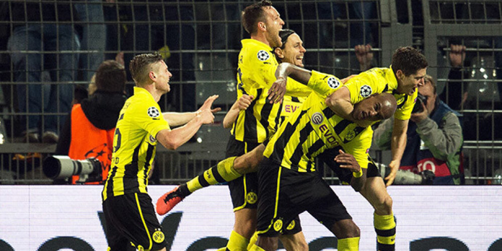 "Borussia" kompensācijas laikā gūst divus vārtus, "Real" zaudē Stambulā. VIDEO