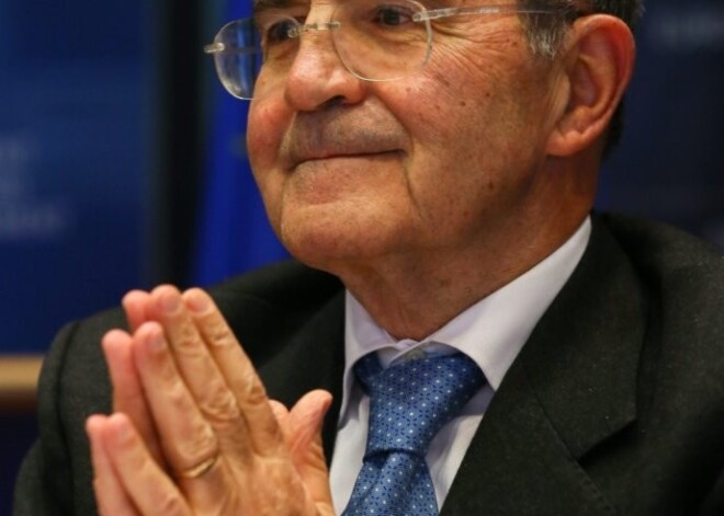 Itālijas prezidenta amatam izvirzīts Romano Prodi