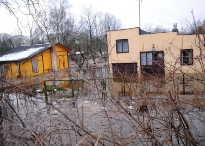 Ogresgalā applūdušas vēl trīs mājas, evakuēti pirmie cilvēki