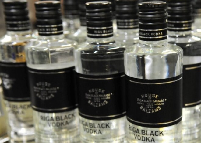 Latvijas balzams начал экспорт Riga Black Vodka в Китай