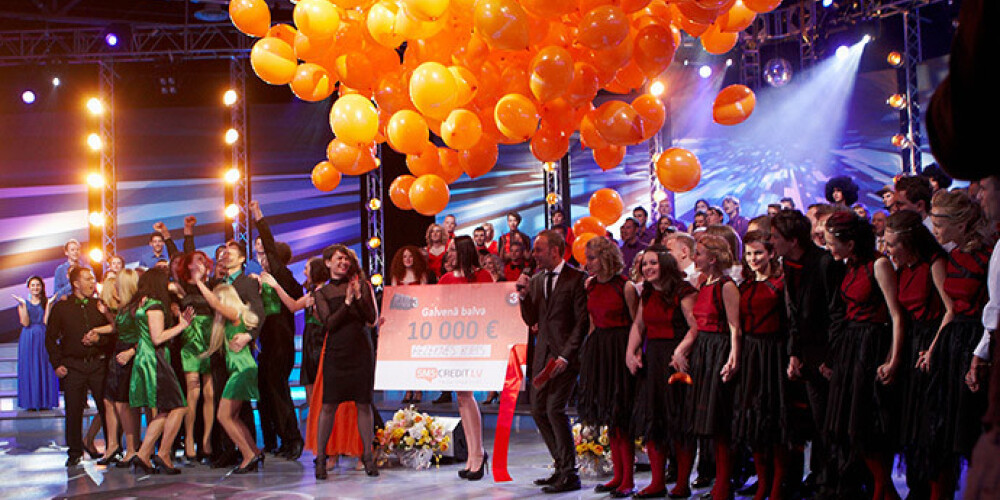 Rēzeknes zaļo pakalnu koris uzvarēja, pateicoties skatītāju mīlestībai.