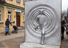 Hercogam Jēkabam veltīts piemineklis – vides objekts „Teleport”.