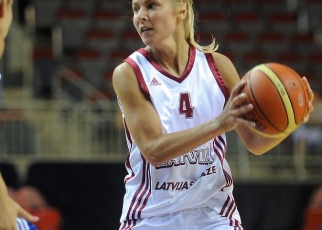 Elīna Babkina kļuvusi par Čehijas čempioni basketbolā