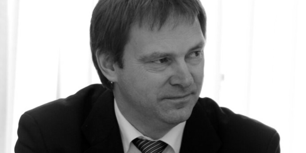 Pēc smagas slimības 52 gadu vecumā miris Ventspils Augstskolas rektors Jānis Eglītis