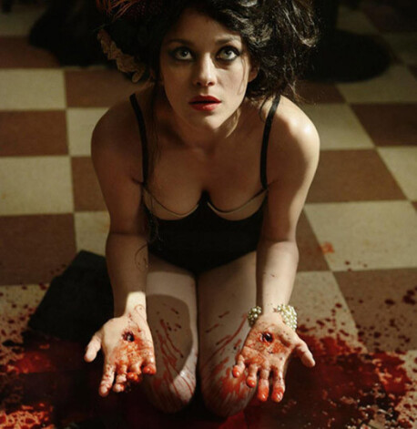 Открывшиеся стигматы Марион Коттийар