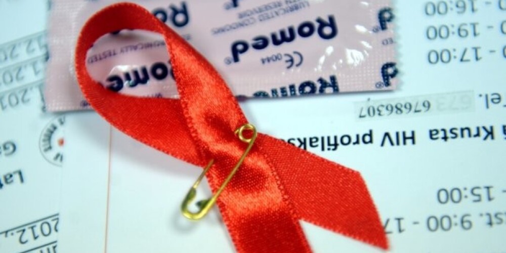 Центр инфектологии: количество носителей ВИЧ растет