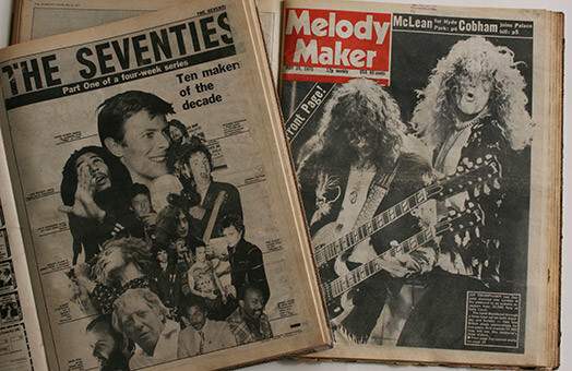 Latvijas Nacionālajā bibliotēkā populārais britu nedēļraksts „Melody Maker” nonāca 70. gados un tam bija plaša piekrišana Latvijas rokmūziķu vidū.