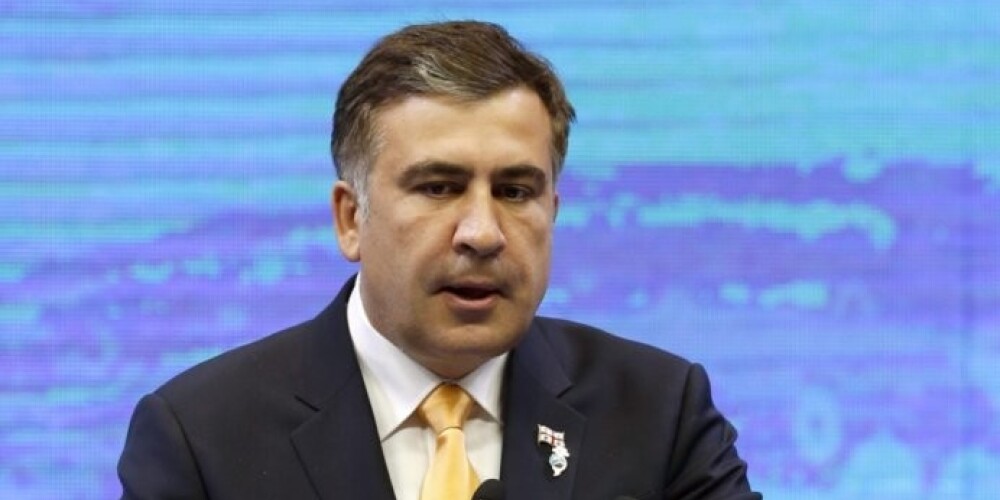 Gruzijas prezidents par valsts naudu esot veicis botoksa injekcijas jauneklīgākam izskatam