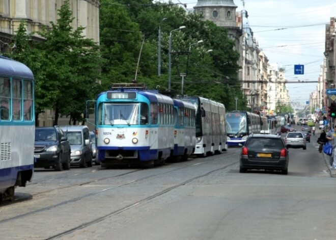 Ierobežos satiksmi ārvalstu amatpersonas vizītes laikā