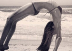 У Миранды Керр впечатляющая растяжка