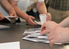 До 20 июня Даугавпилсская избирательная комиссия должна организовать сканирование бюллетеней на всех участках и пересчет сделанных в них отметок