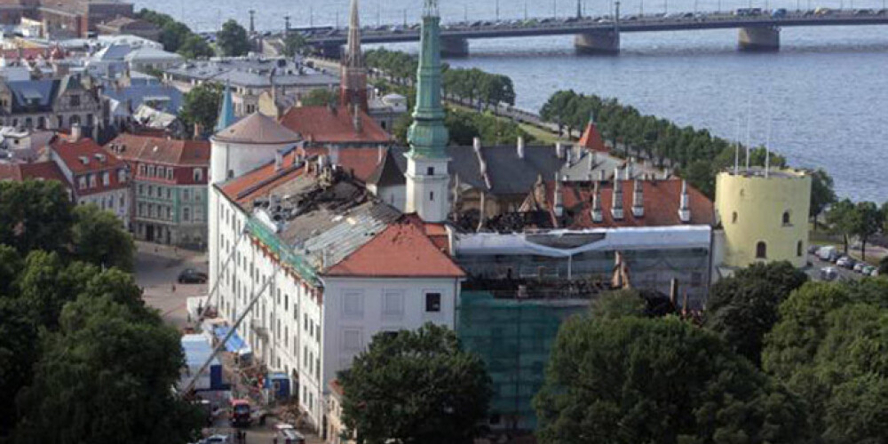Rīgas pili uguns 800 gadu garumā bija saudzējusi. FOTO. VIDEO