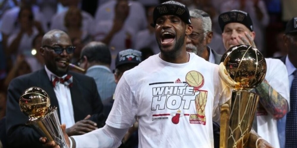 Džeimss MVP. Maiami "Heat" izcīna otro NBA čempionu titulu pēc kārtas. VIDEO