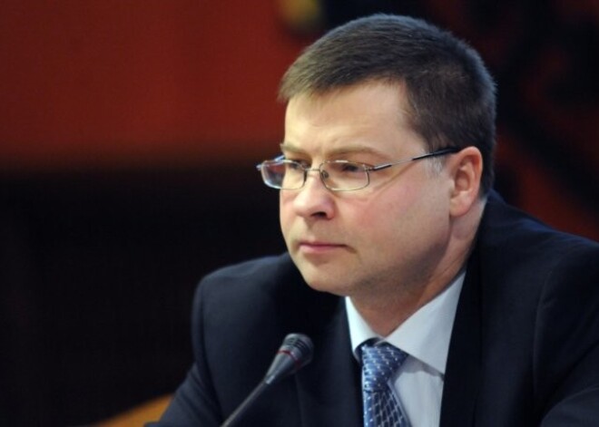 Dombrovskis pateicas Jezdakovai par darbu; jautājumu par nākamo VID ģenerāldirektoru atstāj Vilka ziņā